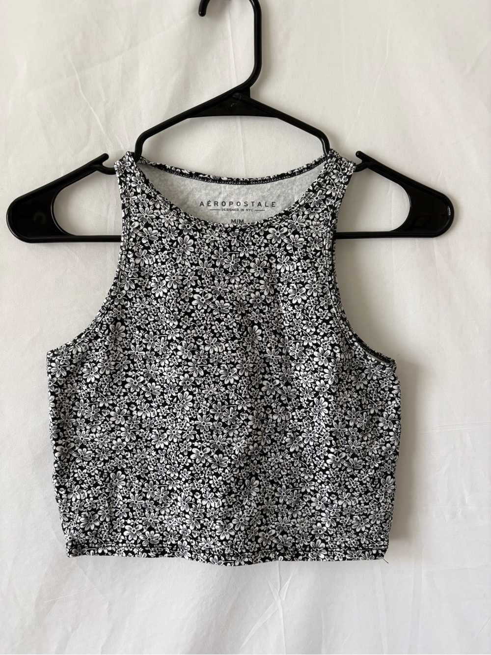 Aeropostale Black & White Floral Cropped Tank Top